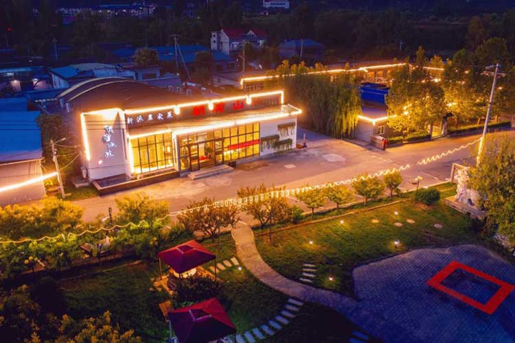 懷柔拓展訓(xùn)練基地：朝瑜山莊